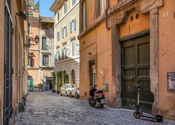 Konukevi The Right Place 4u Navona Luxury 4*