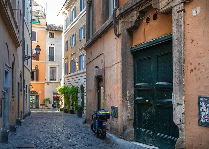 The Right Place 4u Navona Luxury