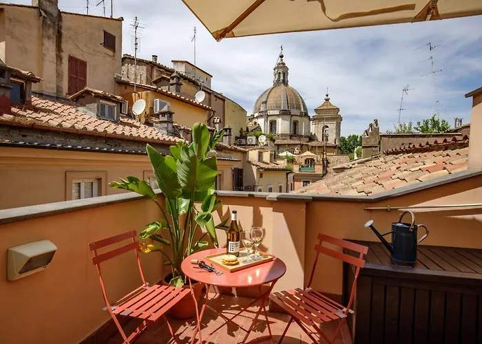 Konukevi The Right Place 4u Navona Luxury 4*